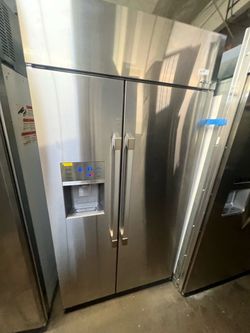 Dacor 42” built in refrigerator stainless steel