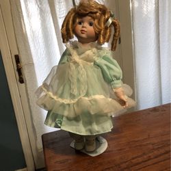 Vintage Collectible Mann Porcelain  #383 Doll 