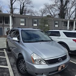 2011 KIA Sedona