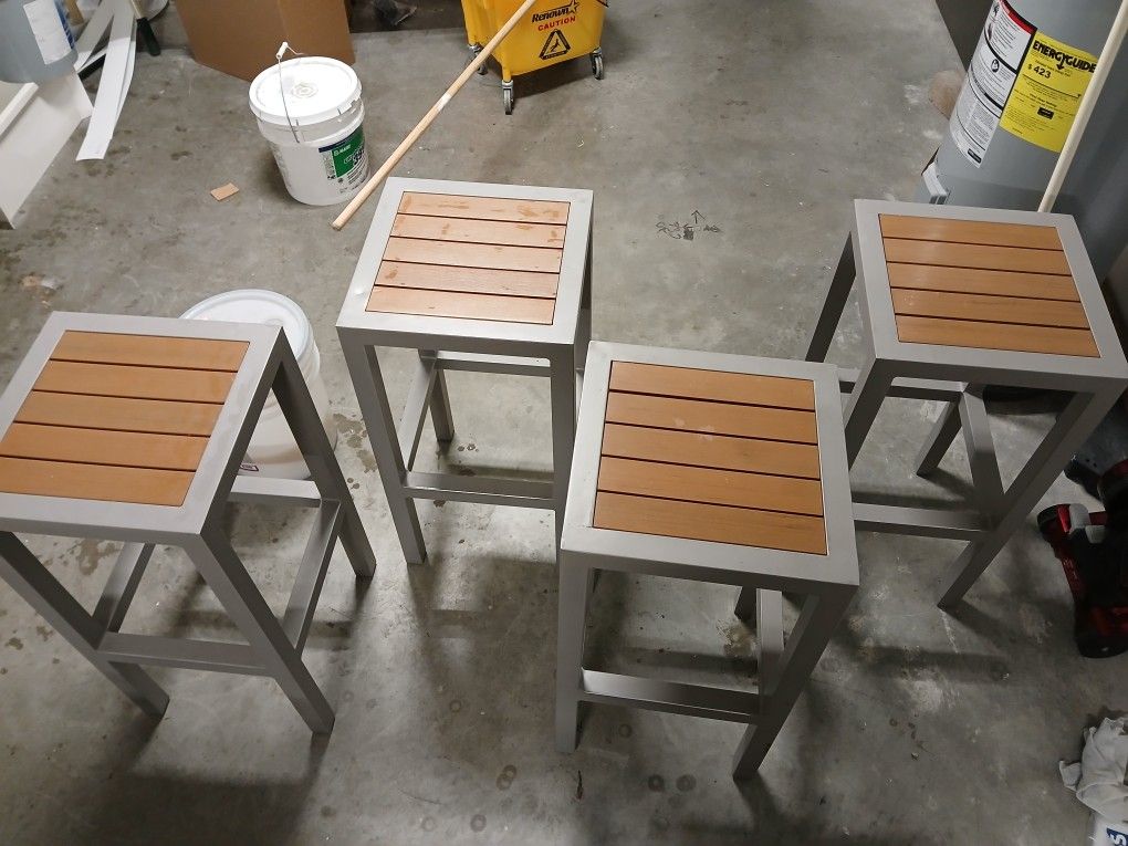 High-Quality Bar Stools – $75 for 2 / $130 for Set of 4 (Indoor/Outdoor)