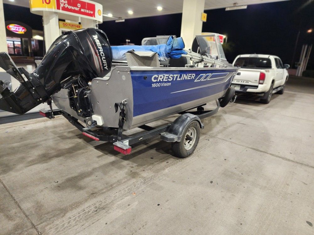 2018 Crestliner Vision 1600