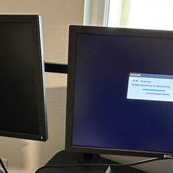 Computer monitors with Bracket 