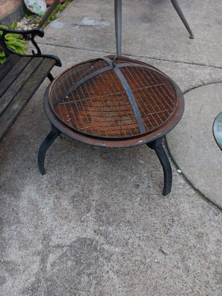 Small Outdoor Patio Firepit 