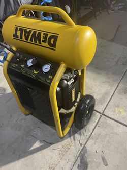 Dewalt Compressor