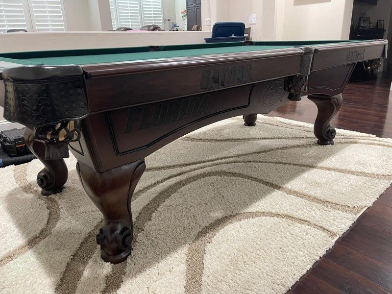 Custom Gators Pool Table By American Heritage Like New! Delivery AND Set Up INCLUDED 