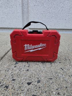 MILWAUKEE Hole Saw Kit: 15 Pieces, 1 5/8 in Max. Cutting Dp, Bi-Metal, 3 Teeth per Inch