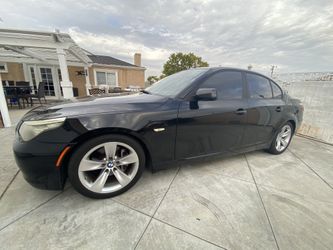 BMW 528i