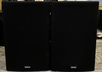 Yamaha NS-A636 BookShelf Speakers