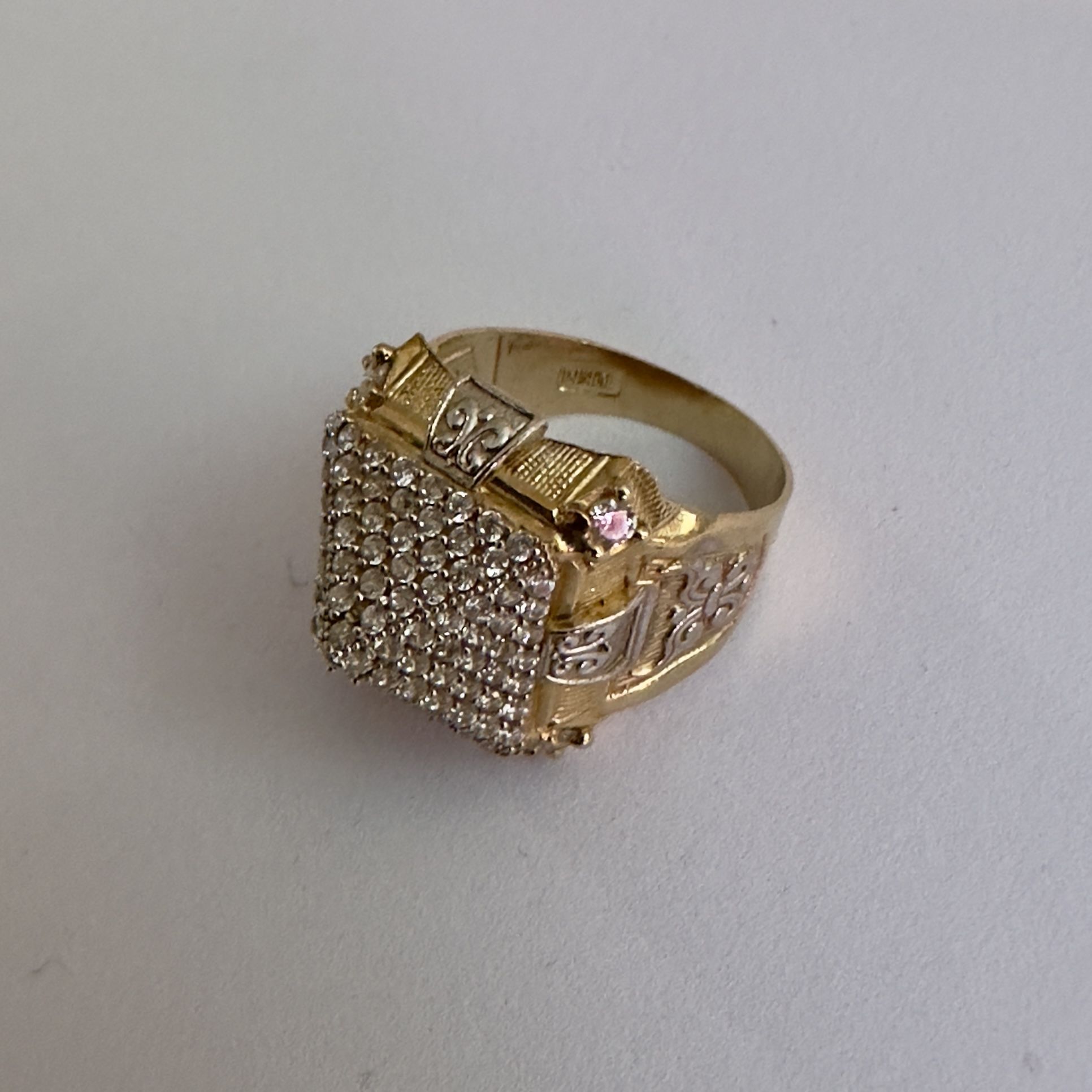Ring