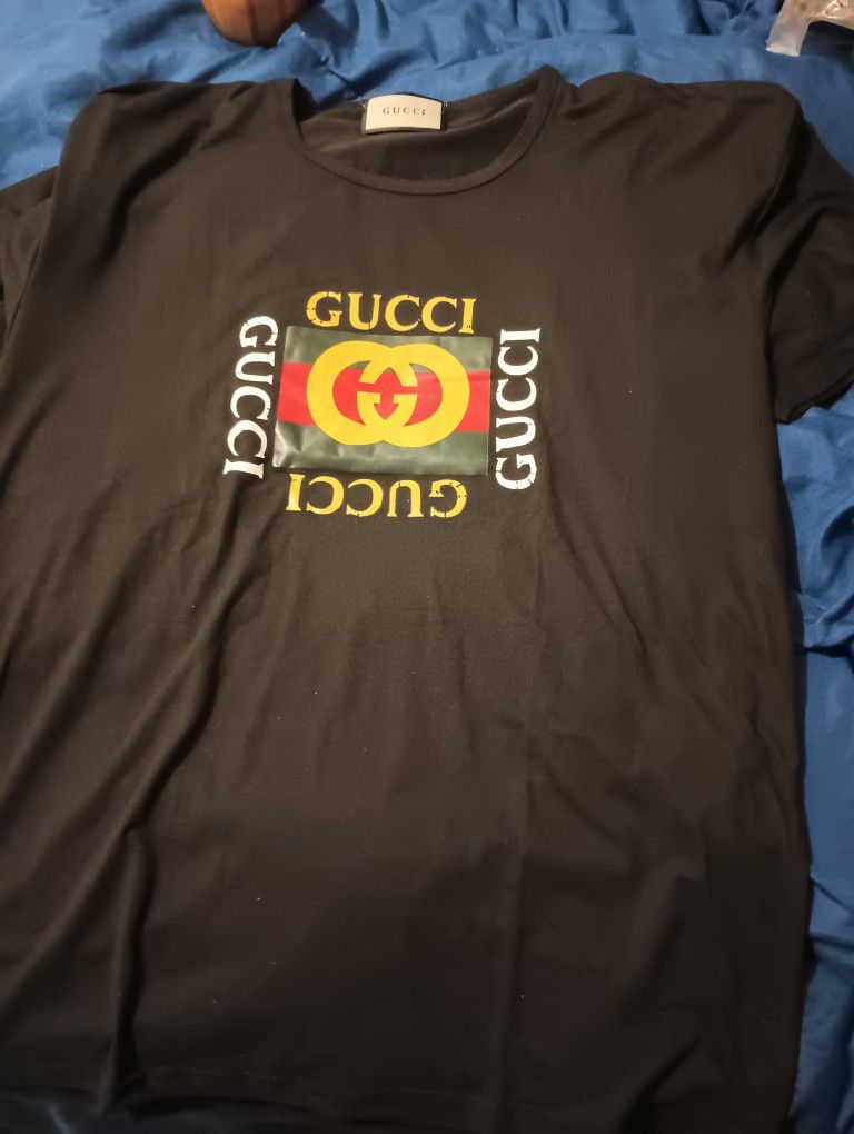 Gucci T Shirt Size XL 