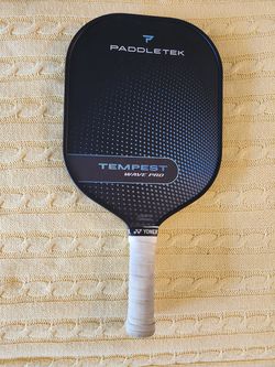 Paddletek Tempest Wave Pro Pickleball Paddle – Graphite V2 (Original)