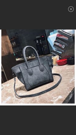 New Women handbag clearance