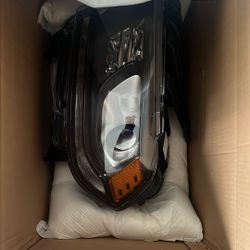 Dodge Durango Headlights