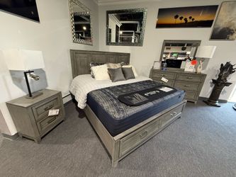 4 PC KING BEDROOM SET