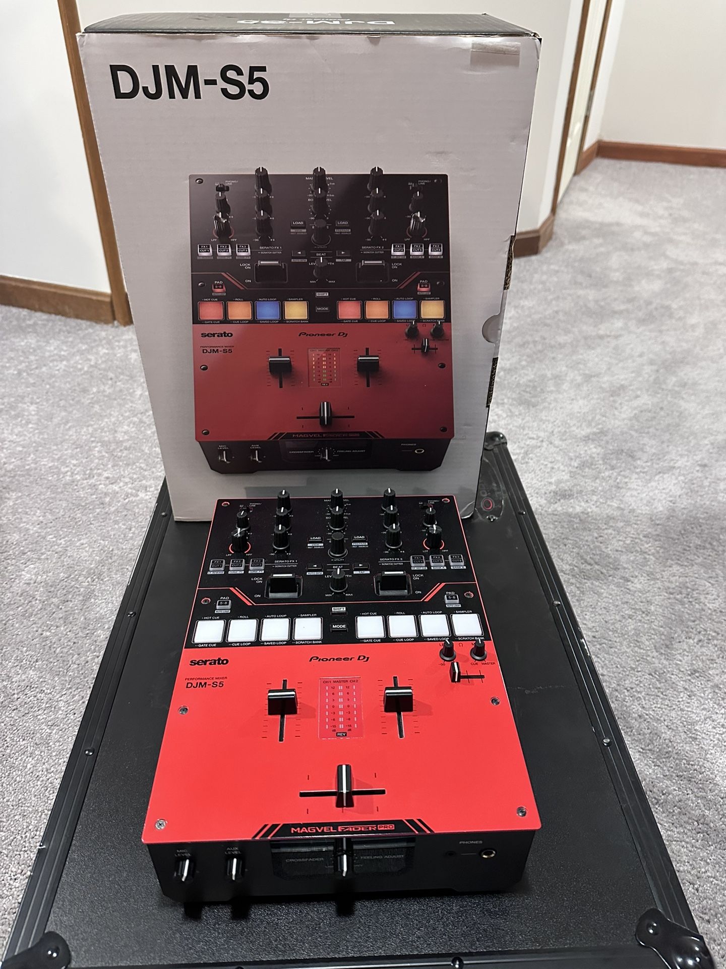 Pioneer DJM S5 DJ Mixer