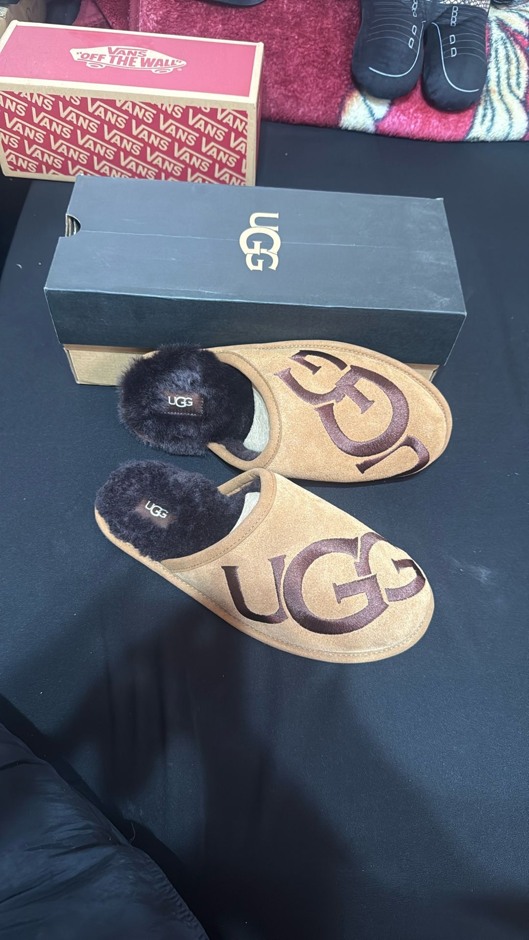 Ugg Scuff Logo Slippers