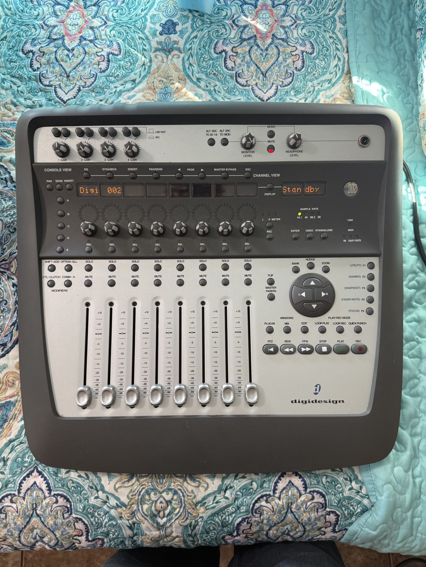 Digi 002 Console