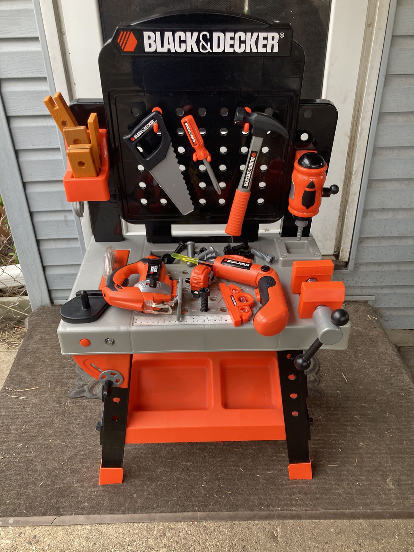 BLACK+DECKER Ready to Build Workbench Toy for Sale in Melrose Park