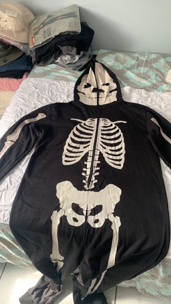Skeleton costume for adults