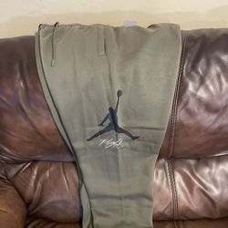 Jordan Retro 4 Undefeated Or Craft Sweats Fleece XXL 🆕