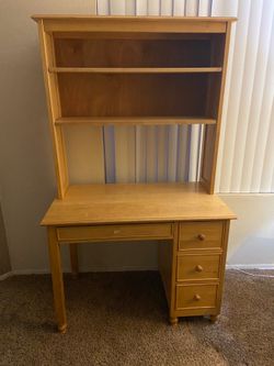Computer/ Study table for free