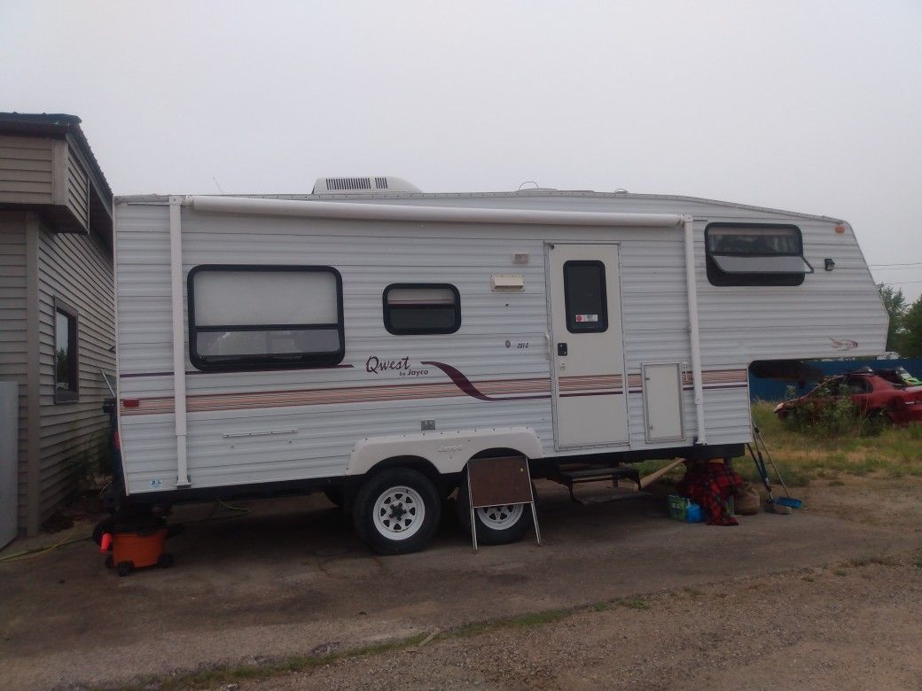 Jayco Fifth Wheel Camper