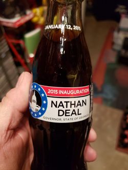 Nathan Deal 2015 inauguration Coca-Cola bottle