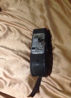 16 millimeter Vintage movie Camera "Art Deco"