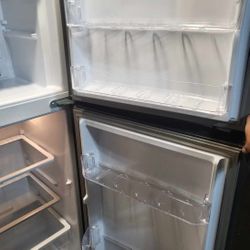 refrigerator LG 