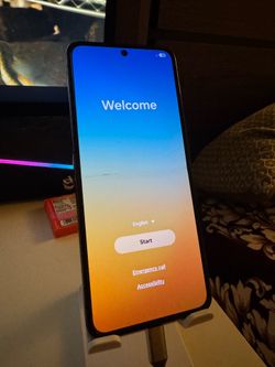 Samsung Galaxy Flip 4 256GB Unlocked