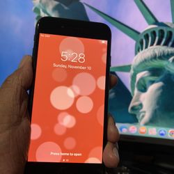 iPhone 7-32Gb Unlocked For Sale $70