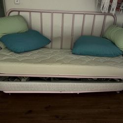 Twin Trundle Bed