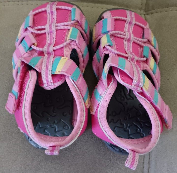 Baby girl shoes size 6