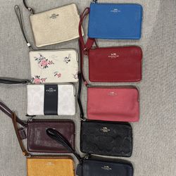 Coach corner zip wristlet wallet