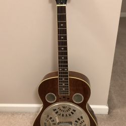 Round Neck Resonator Guitar 