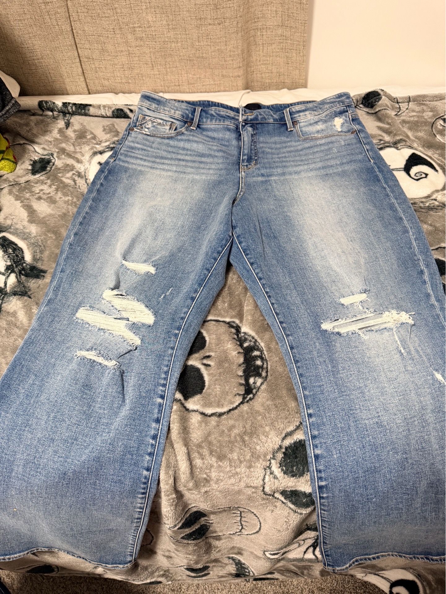 Women’s Buckle Black Jeans
