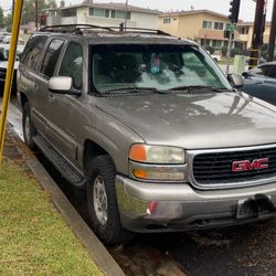 2002 Yukon XL   / Suburban 