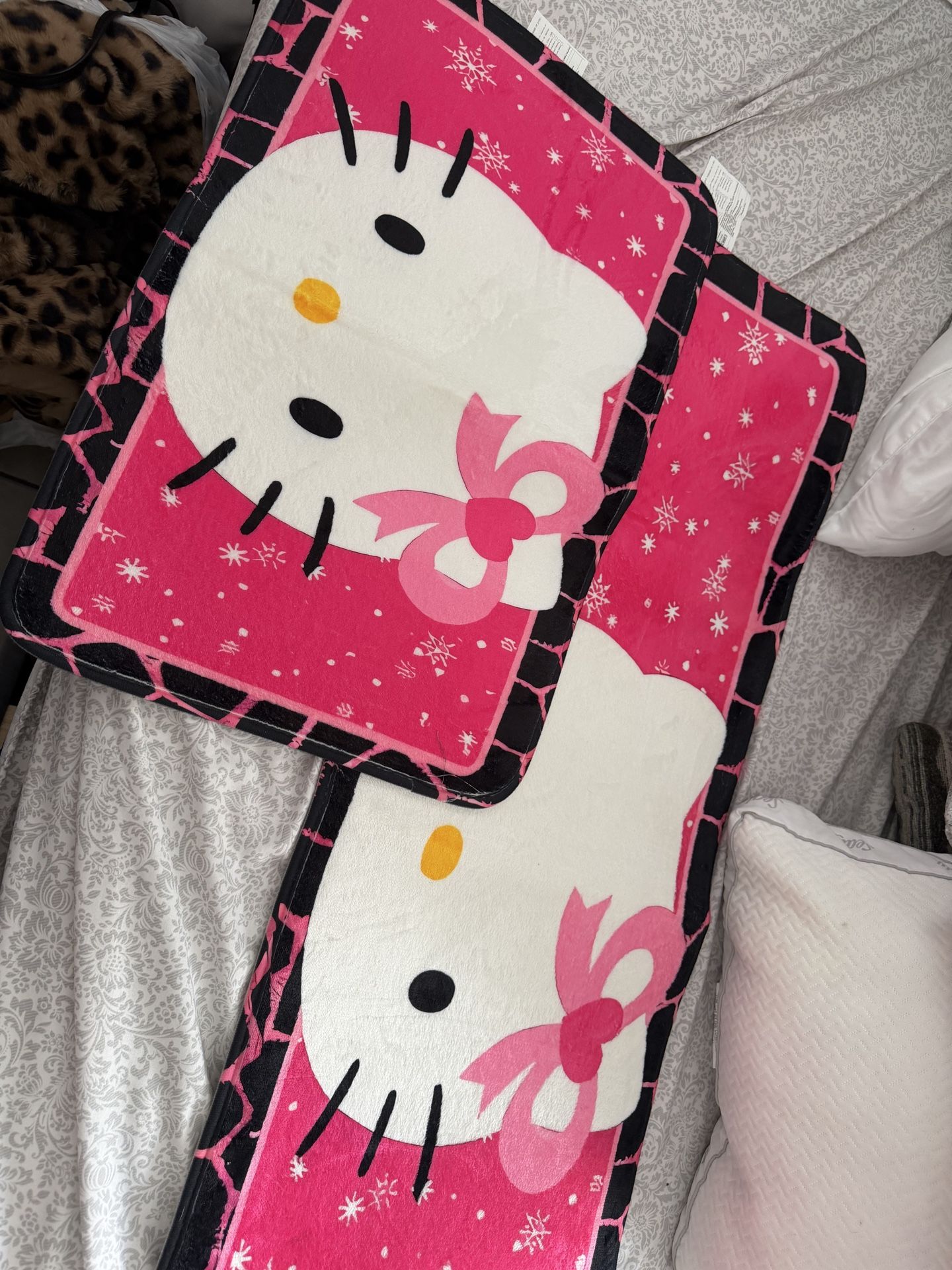 Hello kitty