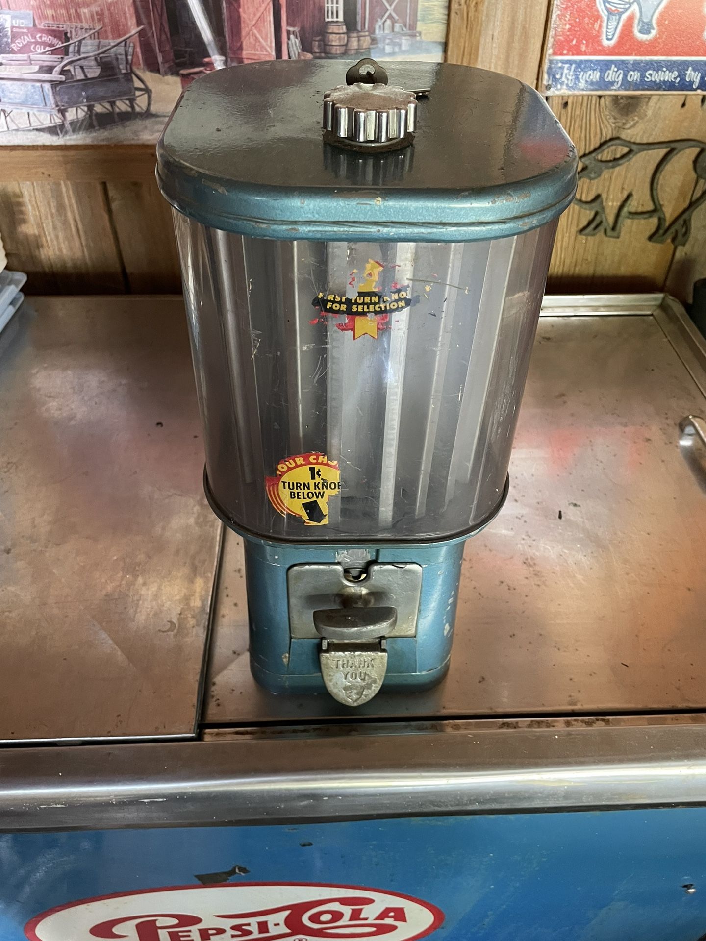GUM BALL MACHINE OAK ACORN GOLD MINE ONE CENT 10 COLUMN TAB GUM/CANDY VENDING MACHINE 50S/60S