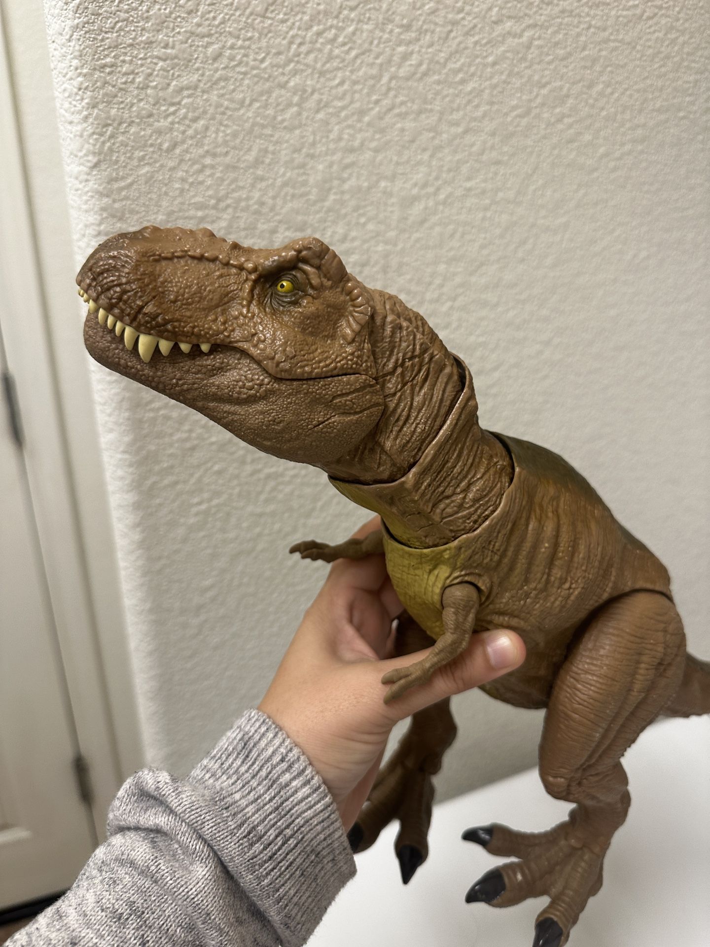 T Rex Dinosaur Toy - Makes Sounds! 🦖