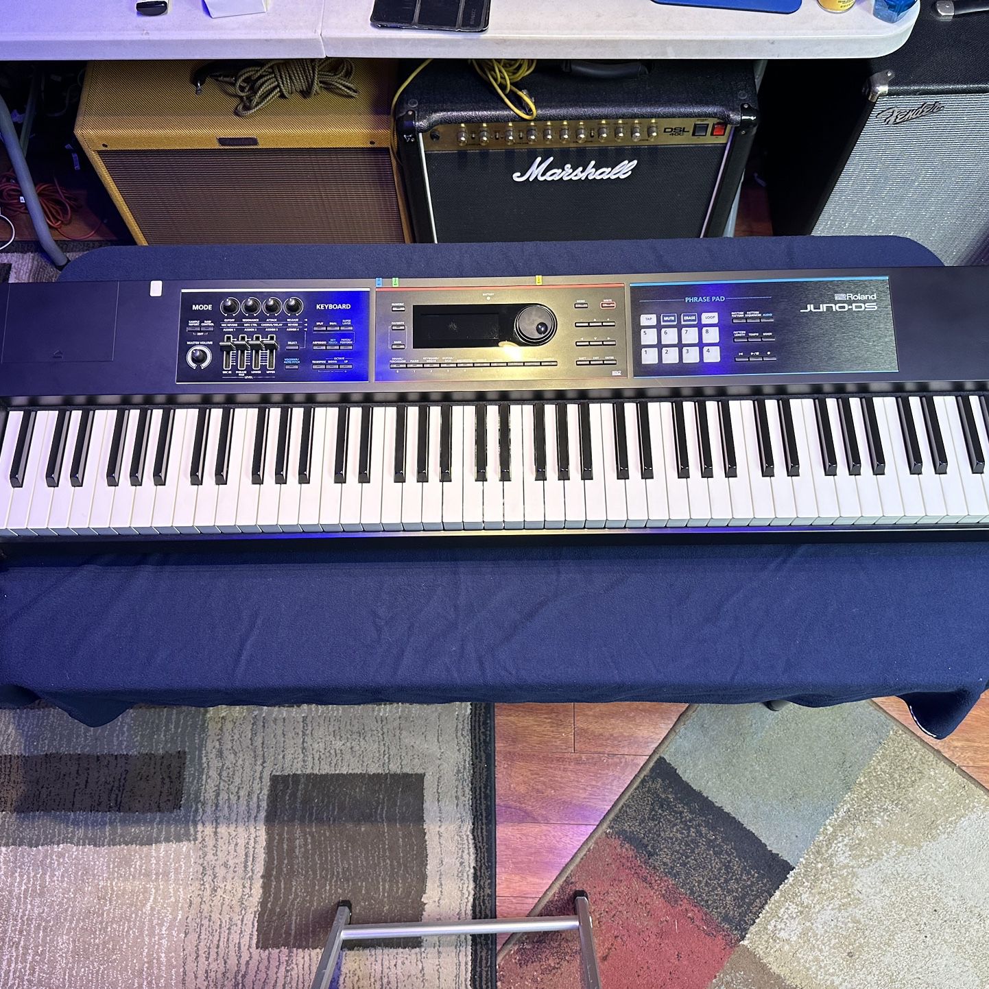 Roland JUNO-DS 88-Key Lightweight Weighted-Action Keyboard wish Pro Sounds.