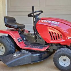 Troybilt 42" Riding Lawn Mower/Tractor 