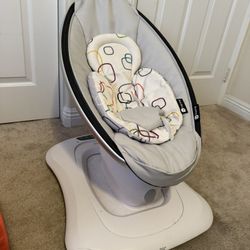 4Moms Baby Carrier/Bouncer
