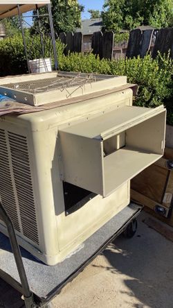 Side draft swamp cooler