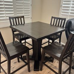 Dining Table Set 