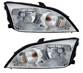 Driver and Passenger Halogen Headlight Assembly - Set of 2 - Compatible with 2005 - 2007 Ford Focus 2006