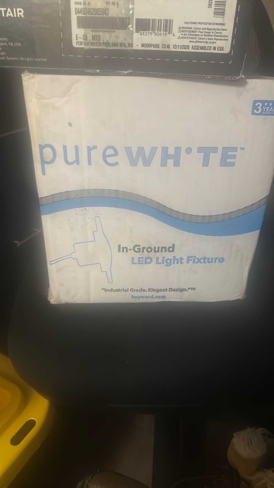 Pure White In Ground LED Light Fixture