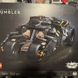 Lego Batmobile Tumbler 