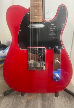 (( FENDER  PLAYER PLUS  ))