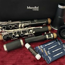 Mendini by Cecilio clarinet with carry case in excellent condition. $65